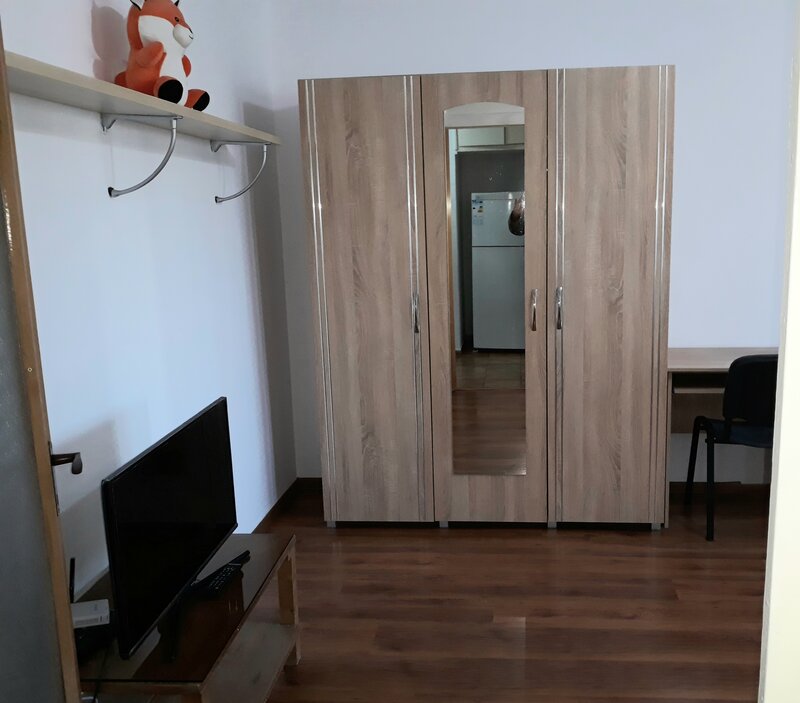 Lacul Tei, Parc, Universitatea Tehnica de Constructii, semistradal ocazie